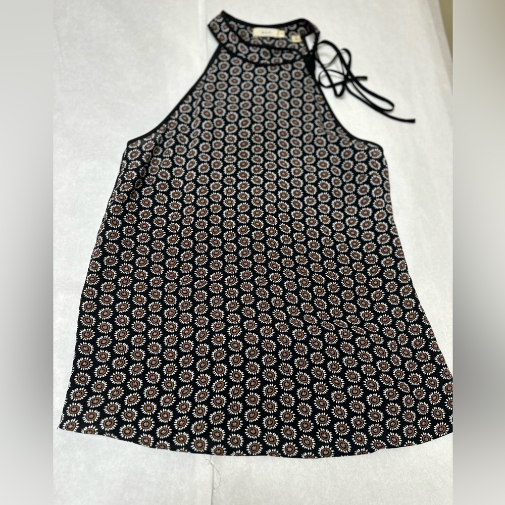 🌼A.L.C. Black w/Floral Print Silk Tie-Neck Sleeveless Blouse/Top 🌼 - Picture 2 of 9